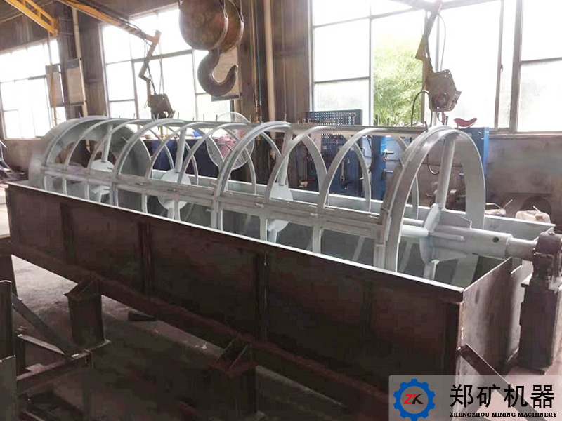 意大利GS1660滾筒篩設備用于粘土長(cháng)石和石英石混合料篩分項目